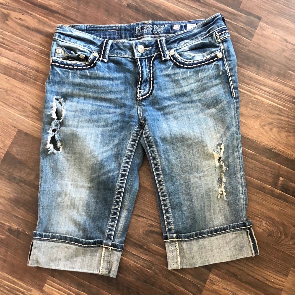 Miss Me Irene Bermuda denim shorts 31 destructed